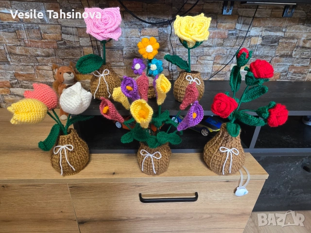 Ръчно плетени цветя