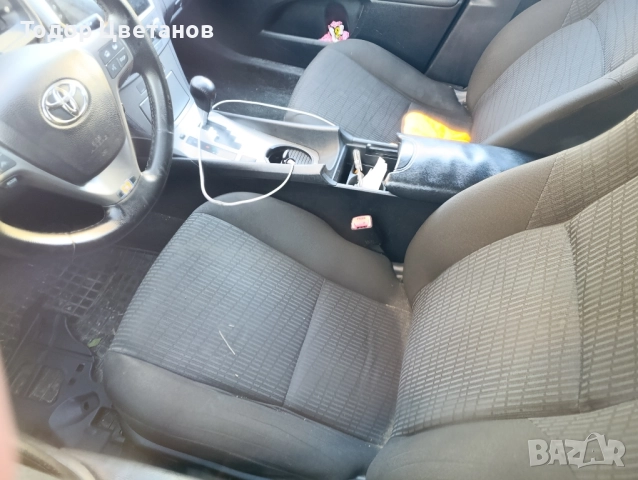 toyota avenisis 2.0i avtomat, снимка 3 - Автомобили и джипове - 52237008