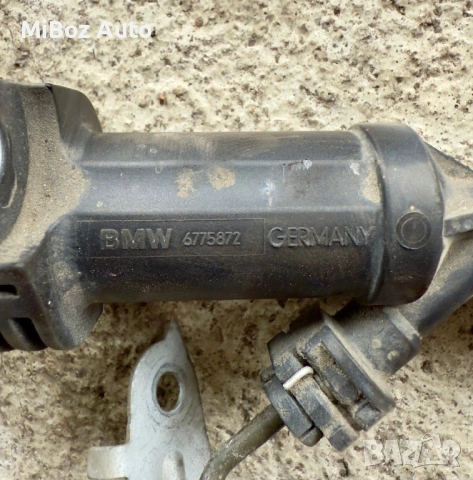 Долна помпа съединител BMW E81, E82, E88, E87 ,E90 91, снимка 3 - Части - 53221927