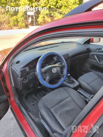 VW Passat 1.8 бензин, снимка 14 - Автомобили и джипове - 56059492