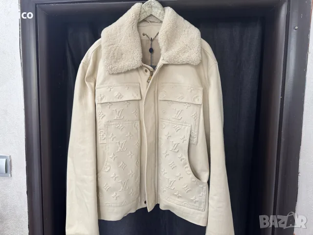 Louis Vuitton Beige Monogram Workwear Sherpa Jacket , снимка 2 - Якета - 55890378
