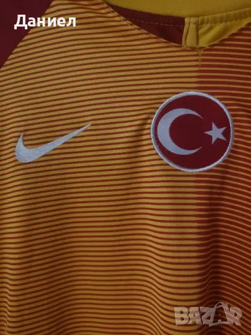 Фен тениска на Галатасарай , снимка 4 - Футбол - 49970945