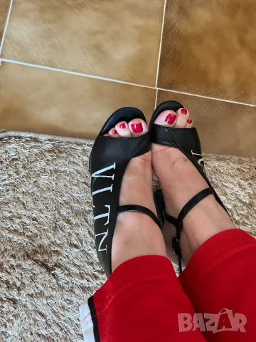 Сандали по модел на Valentino, снимка 4 - Сандали - 49797509