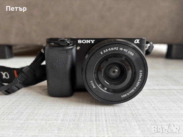Sony A6000 Mirrorless 24MP + обектив 16-50 mm + аксесоари, снимка 3 - Обективи и филтри - 52628235