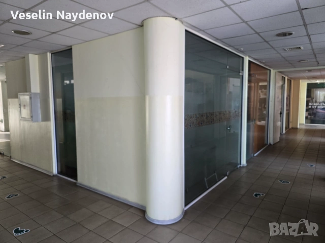 Давам под наем ОФИС в Силвър Център, Люлин, снимка 3 - Офиси - 54357205