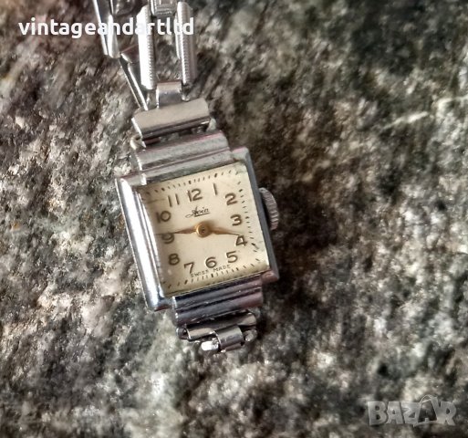 Колекционерски часовник Avia, швейцарски, работи отлично, снимка 3 - Антикварни и старинни предмети - 40098167