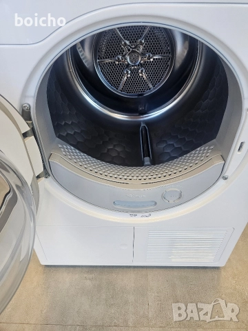 Професионална сушилня с термопампа Miele Professional SmartBiz PDR300HP 8 кг., снимка 5 - Сушилни - 52825291