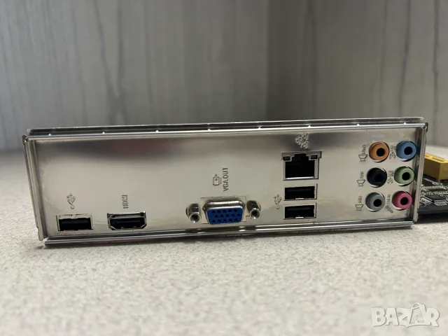 Дънна платка ASUS H81M-E с WiFi, снимка 3 - Дънни платки - 56443660
