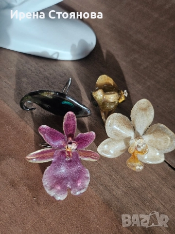 Регулируеми пръстенчета с естествен цвят на орхидея, лилиум и пауново перо , снимка 2 - Пръстени - 52387566