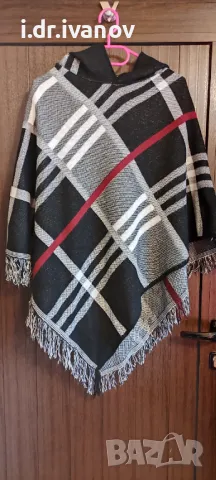 страхотнен модел пончо с качулка