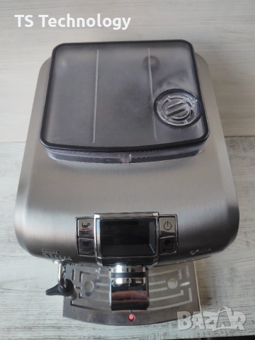 Кафеавтомат - робот Saeco SYNTIA inox - бяла, снимка 5 - Кафемашини - 53038911