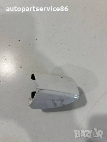 Капачка за дръжка предна дясна Whyte за Mercedes W212 (2012) A2047600420 