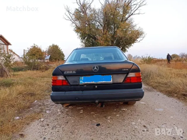 На части Мерцедес 124 200Е 260Е седан, снимка 5 - Автомобили и джипове - 29240375