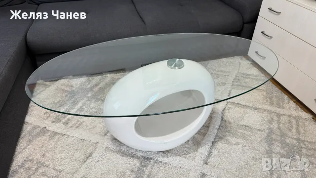 Продавам холна масичка