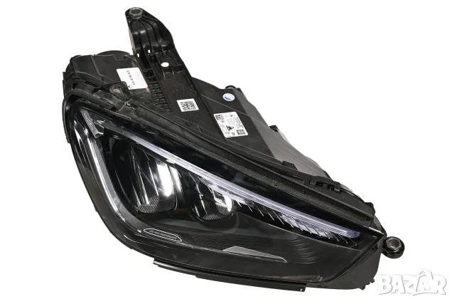 A1679068404 | Употребяван десен led фар Mercedes-Benz