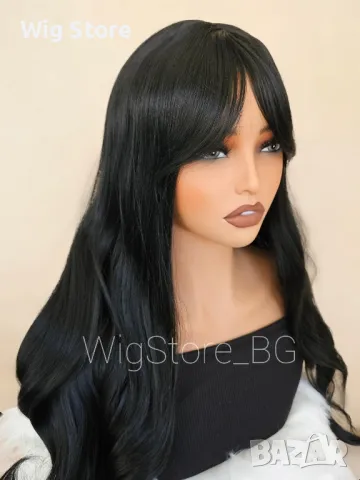Черна перука с бретон на леки къдрици, снимка 2 - Аксесоари за коса - 48002637