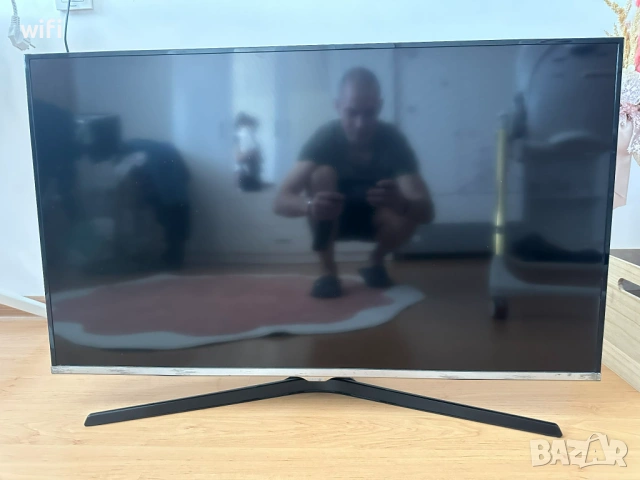 Телевизор Samsung UE40J5100AW 40 инча, снимка 2 - Телевизори - 54325976