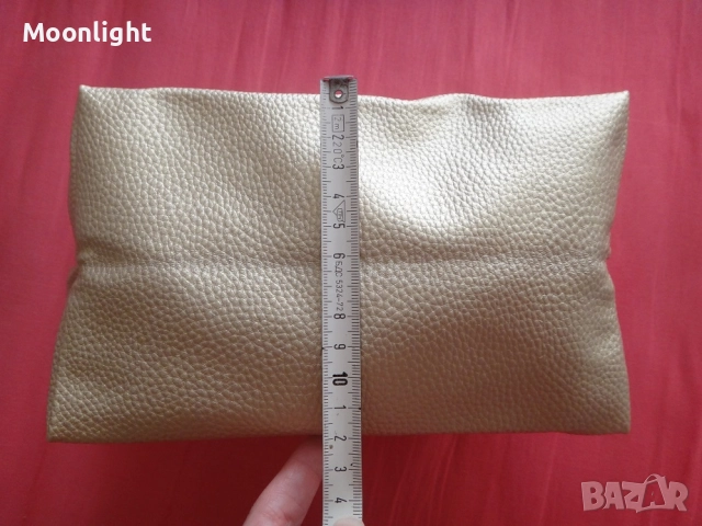 Нов тоалетен козметичен несесер в златно, снимка 9 - Чанти - 52639364