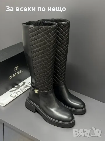 Chanel Луксозни Черни Дамски Ботуши С Капитониран Дизайн Нисък Ток И Емблематично Лого Код E299