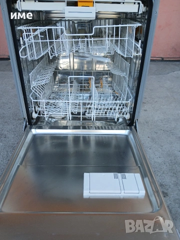 Съдомиялна за вграждане Miele , снимка 2 - Съдомиялни - 54122239