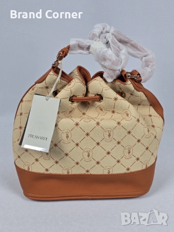 🇮🇹 Италианска класа! Нови чанти и раници Trussardi – Разнообразие от модели, снимка 13 - Чанти - 54276446