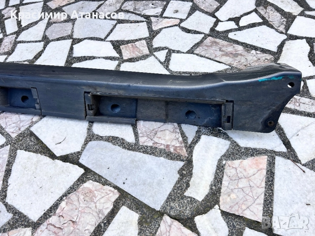 75850-05020. Праг пластмасов  десен за Тойота Авенсис T27. Седан. 2009-2014г. Седан. 75850-05010, снимка 2 - Части - 52558908