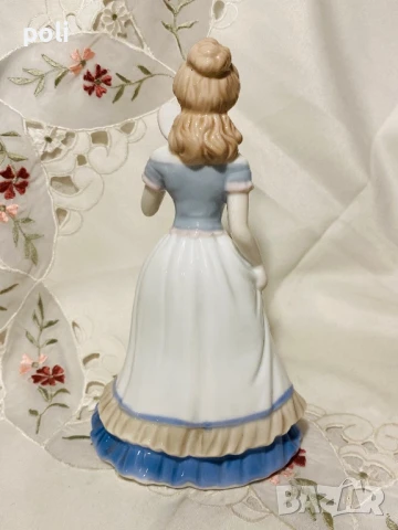 порцеланова статуетка , снимка 3 - Статуетки - 50986655