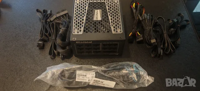 Продавам в перфектно състояние захранване 1300Watt Seasonic Prime GX1300 80+ Gold Full Modular, снимка 11 - Захранвания и кутии - 55884431
