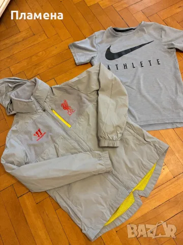 Яке, 10-12 години ветровка Liverpool и тениска Nike ръст 134-147