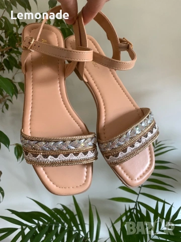 Нови дамски сандали 38 номер, снимка 2 - Сандали - 45724143