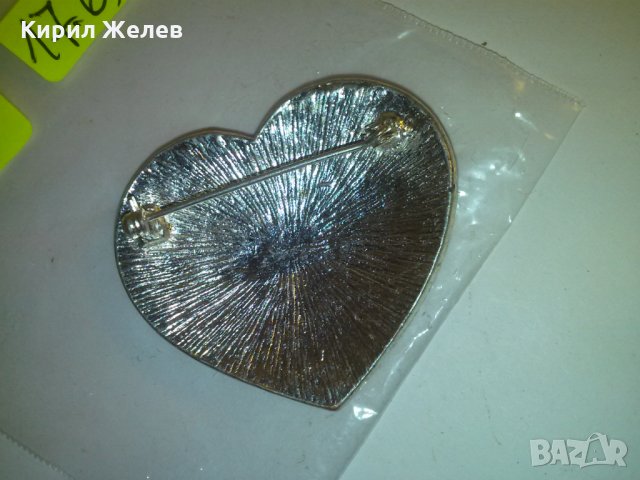 БРОШКА СЪРЦЕ с ЧЕРВЕНИ ФАСЕТ КРИСТАЛИ СРЕБРИСТА 7871, снимка 8 - Други - 29721958