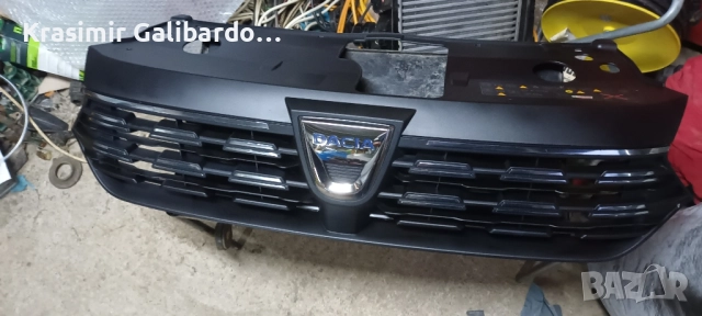 Оригинална Решетка за Дачия Сандеро 3 Логан 3 , снимка 4 - Части - 52146900