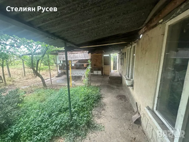  4/6 идеални части от имота къща 174кв / парцел 1317 кв / в с. Калипетрово -цена 74 000лв или 37835,, снимка 4 - Къщи - 50425168