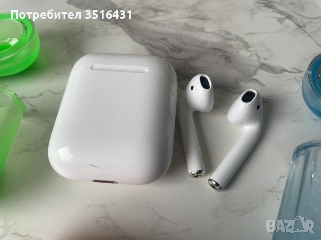 Оригинални Apple AirPods 2 (Дезинфекцирани) + 3 Кейса (2 светещи в тъмното), снимка 3 - Калъфи, кейсове - 53221506