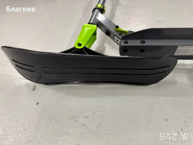 Нов Скутер за сняг за деца и възрастни до 100 кг, снимка 6 - Зимни спортове - 49408691