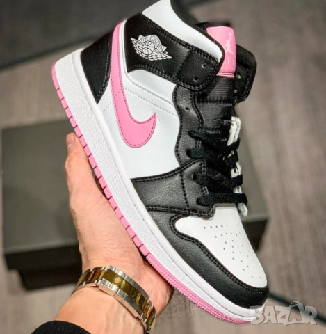 Nike Air Jordan 1 Mid номер 39,5-40 оригинални маратонки , снимка 4 - Маратонки - 51840954