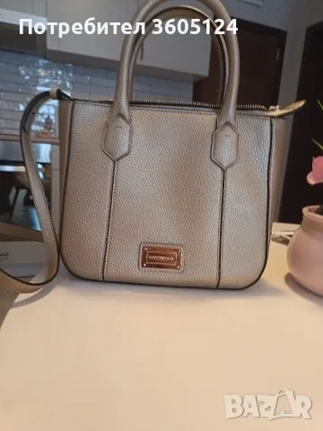 оригинална дамска чанта EMPORIO ARMANI