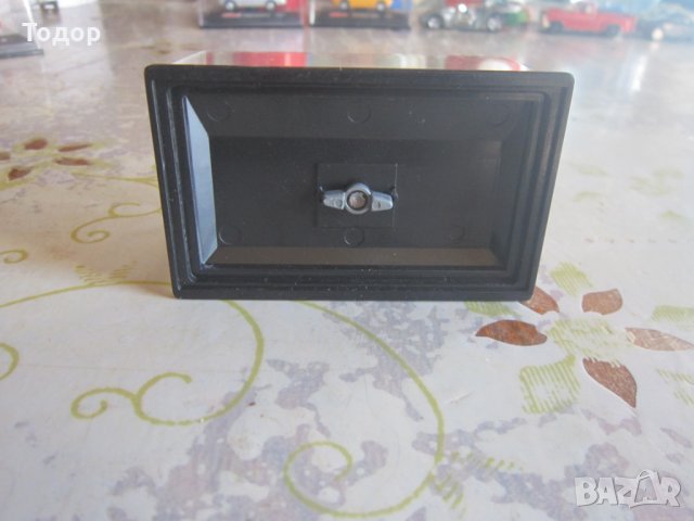 Кола количка БМВ в кутия , снимка 5 - Коли, камиони, мотори, писти - 32058862