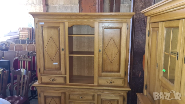 Уникален масивен дъбов бюфет – Елегантност и стил за Вашия дом!, снимка 3 - Бюфети - 54202993