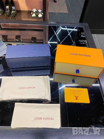 кутия, калъф и сертификат louis vuitton chanel christian dior burberry miu miu , снимка 6 - Слънчеви и диоптрични очила - 51450891
