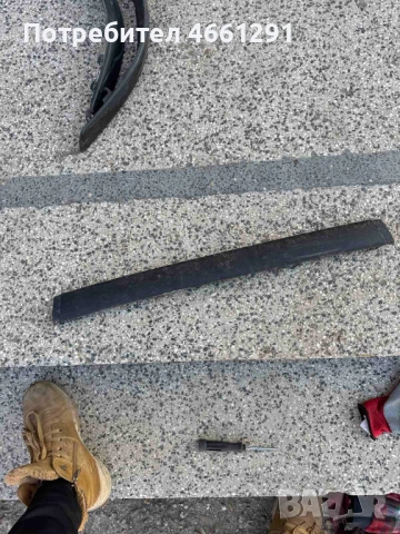 Средна лайсна на предна броня на Волво Volvo S60 само за 30лв. 9484229