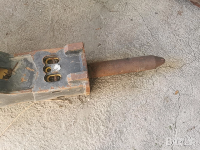 Хидравличен чук за багер Mustang HM 1300, снимка 4 - Индустриална техника - 52605213