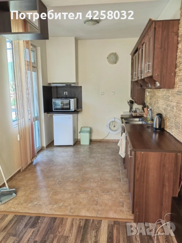 Обзаведен двустаен апартамент- център, снимка 9 - Апартаменти - 51610242