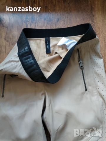 Marc Cain hose regular fit - страхотен дамски панталон размер - 3/М, снимка 7 - Спортни екипи - 52641038