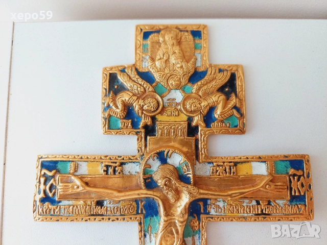 Антикварен бронзов кръст с позлата и емайл/Царска Русия/1850 год, снимка 2 - Антикварни и старинни предмети - 52537680