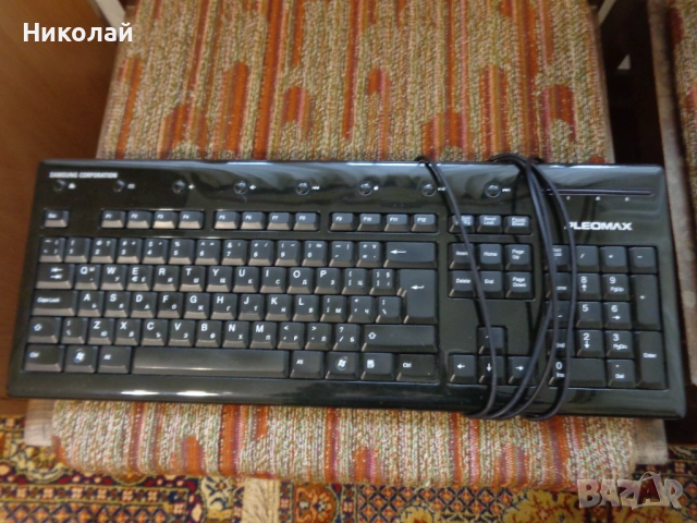 Клавиатура Samsung.