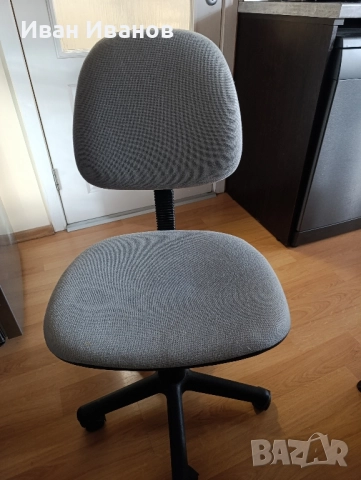 Стол за бюро/офис стол/работен стол! 