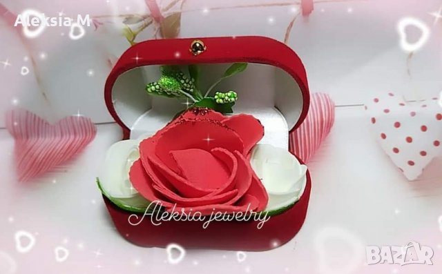 Промо бюджетен подарък с вечни рози 14 февруари 8 март свети Валентин роза букет цвете сапунени, снимка 7 - Ръчно изработени сувенири - 39316129