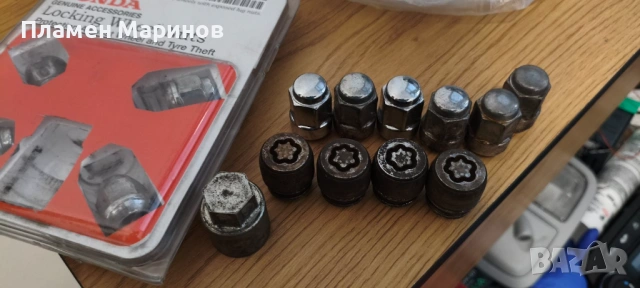 Гайки от Honda CR-V 3 , снимка 2 - Части - 54110289