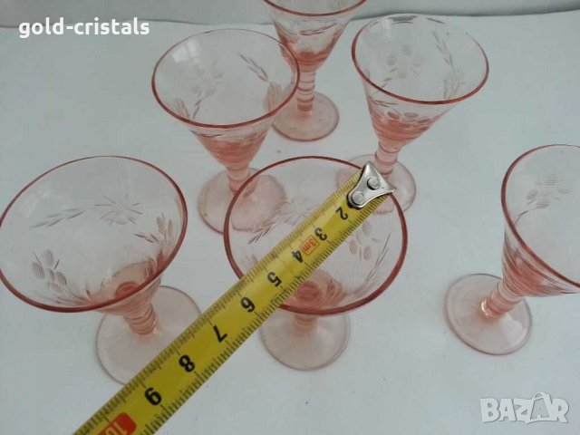 Антикварни чашки  за ракия цветно розово стъкло, снимка 3 - Антикварни и старинни предмети - 31029183